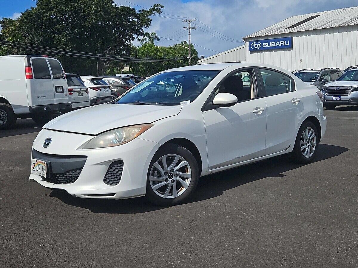 2013 MAZDA Mazda3