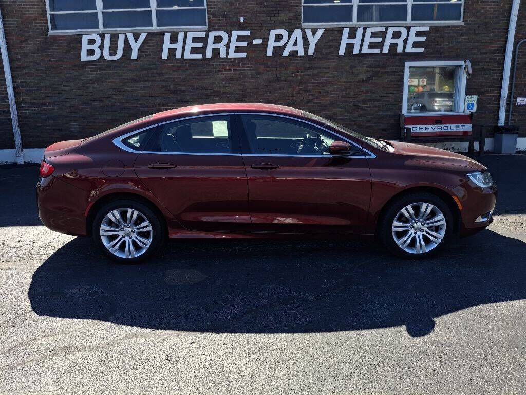 2016 CHRYSLER 200