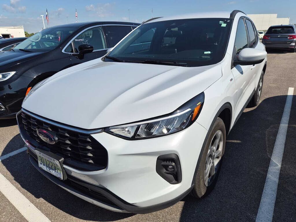 2025 FORD Escape