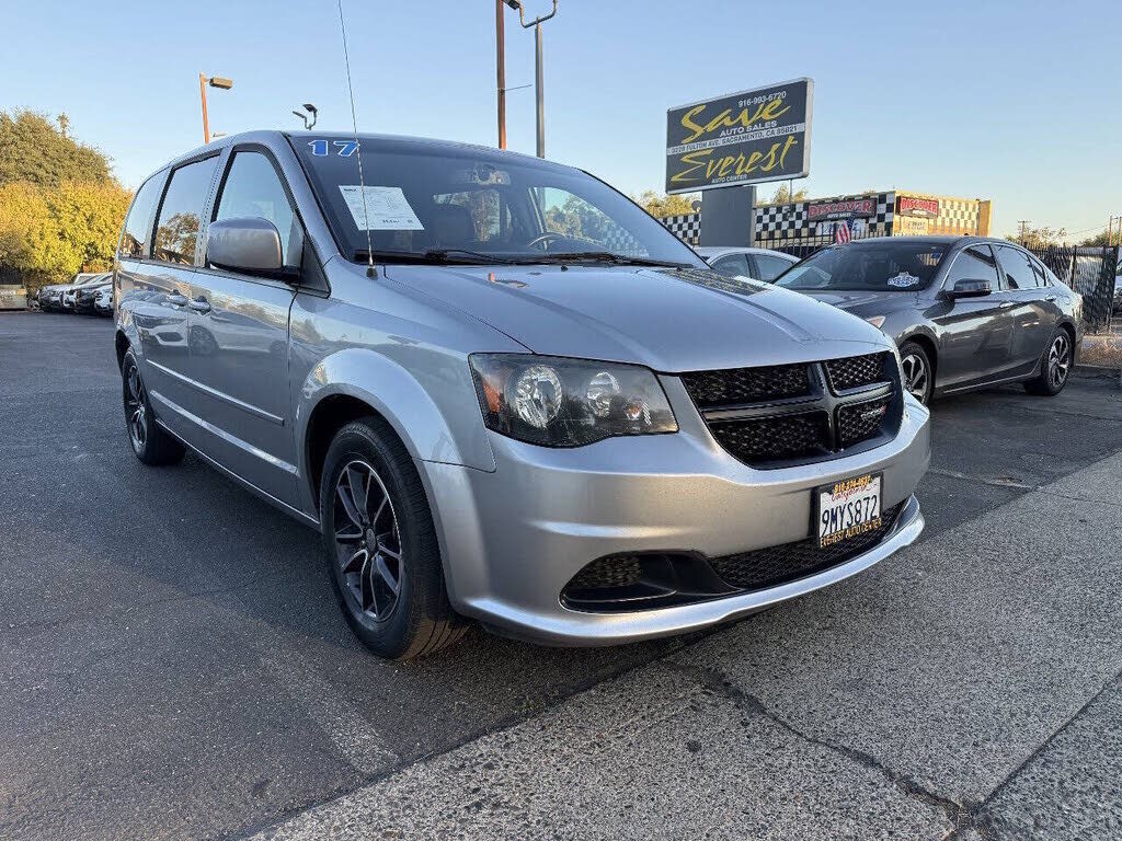 2017 DODGE Grand Caravan