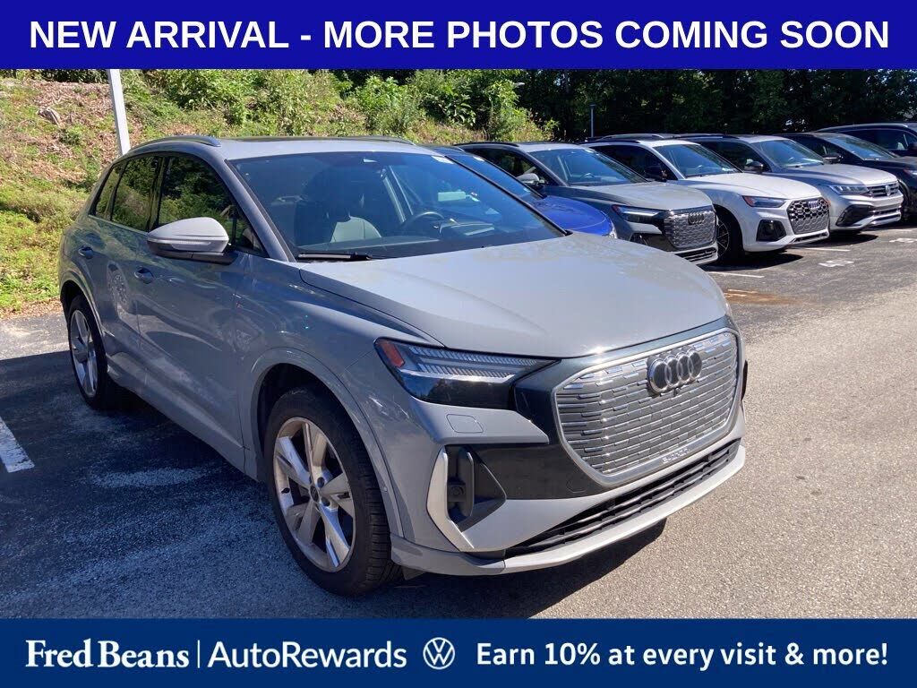 2023 AUDI Q4