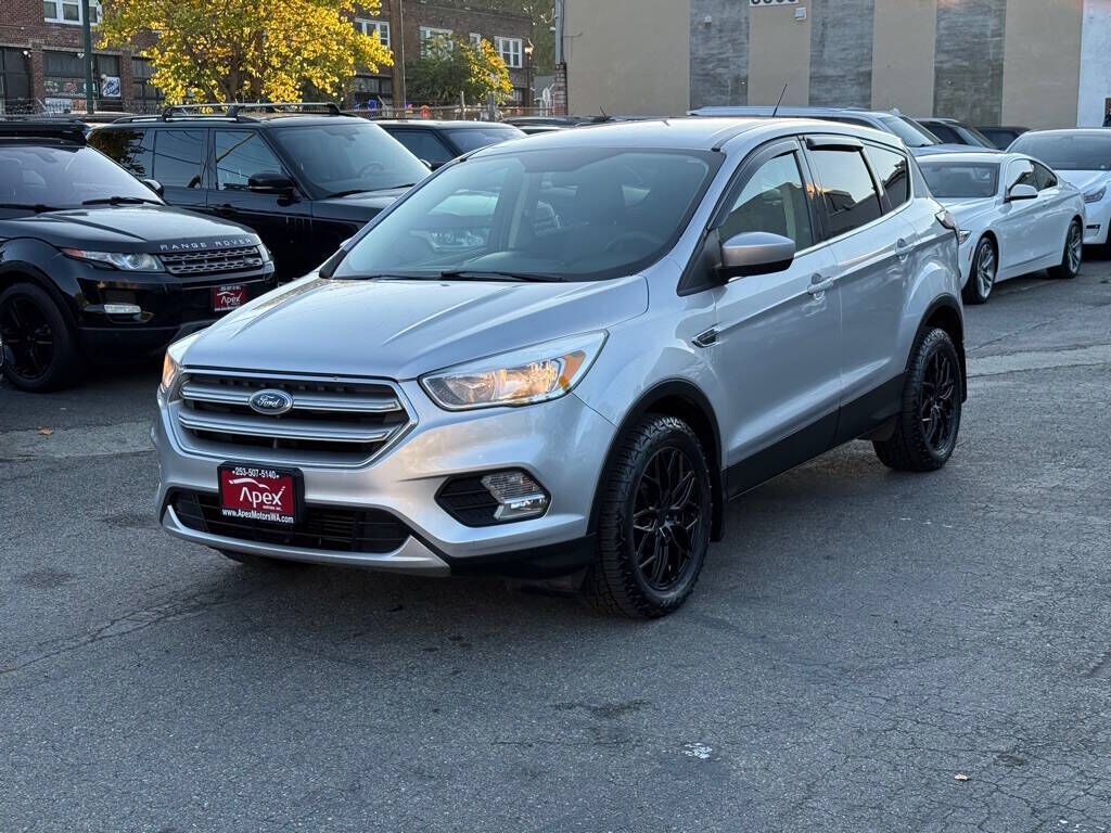 2017 FORD Escape