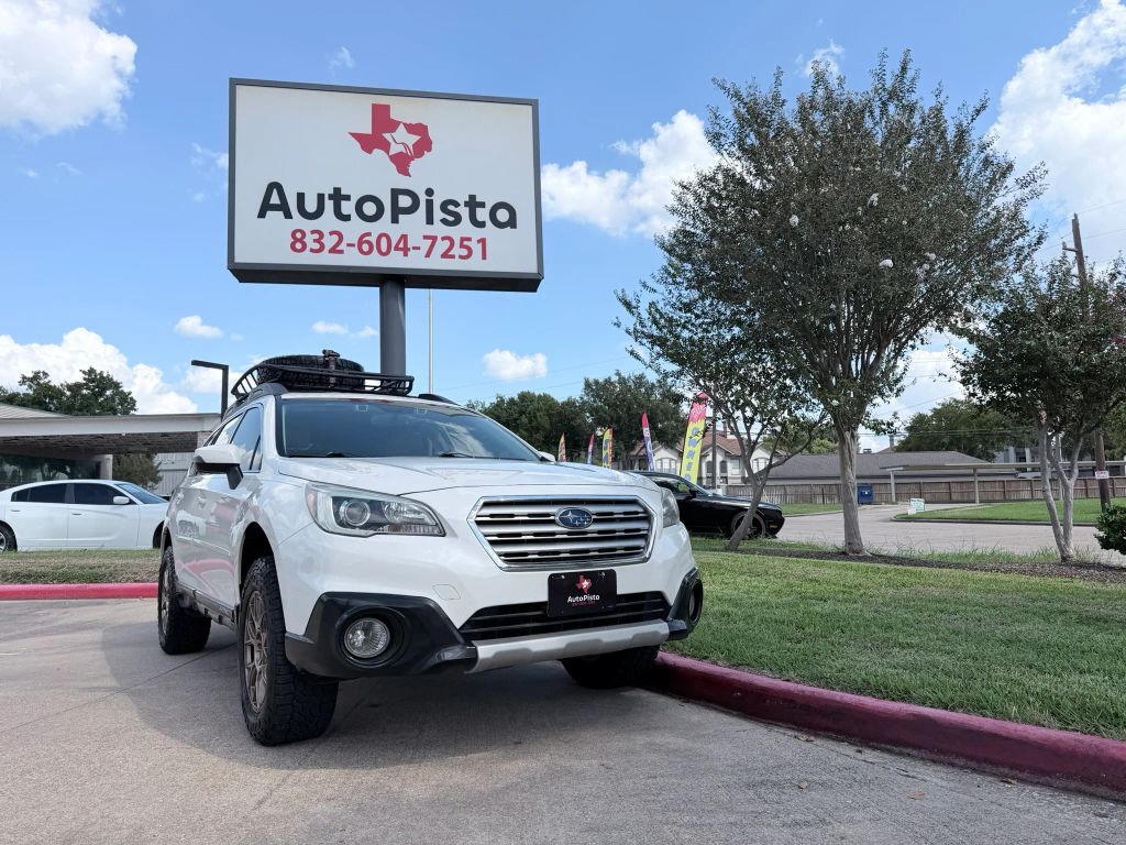 2016 SUBARU Outback
