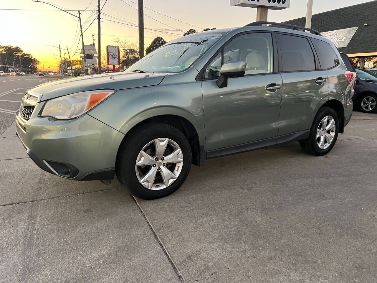 2014 SUBARU Forester