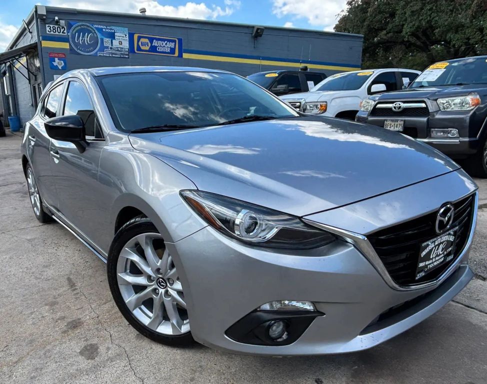 2015 MAZDA Mazda3