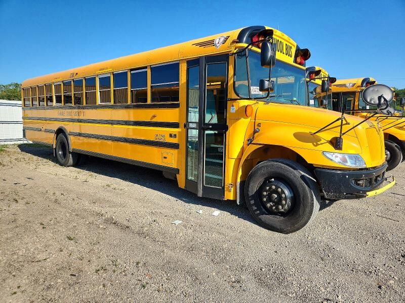 2022 IC BUS PB105