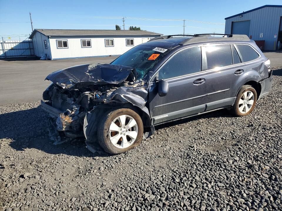 2012 SUBARU Outback