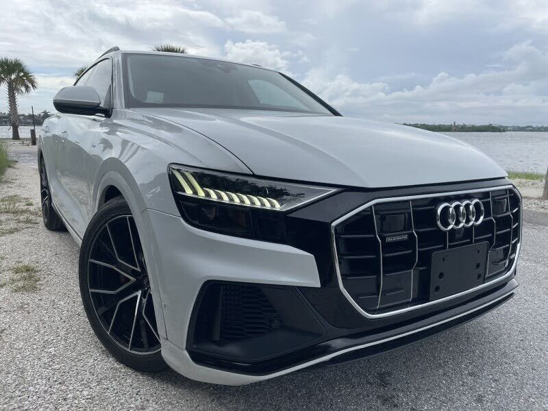 2022 AUDI Q8