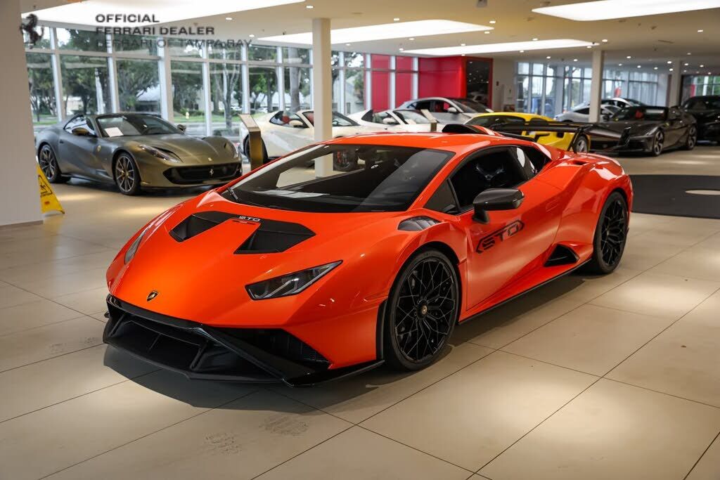 2023 LAMBORGHINI Huracan STO