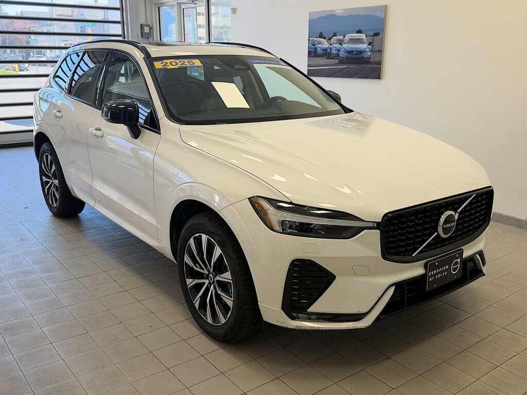 2025 VOLVO XC60