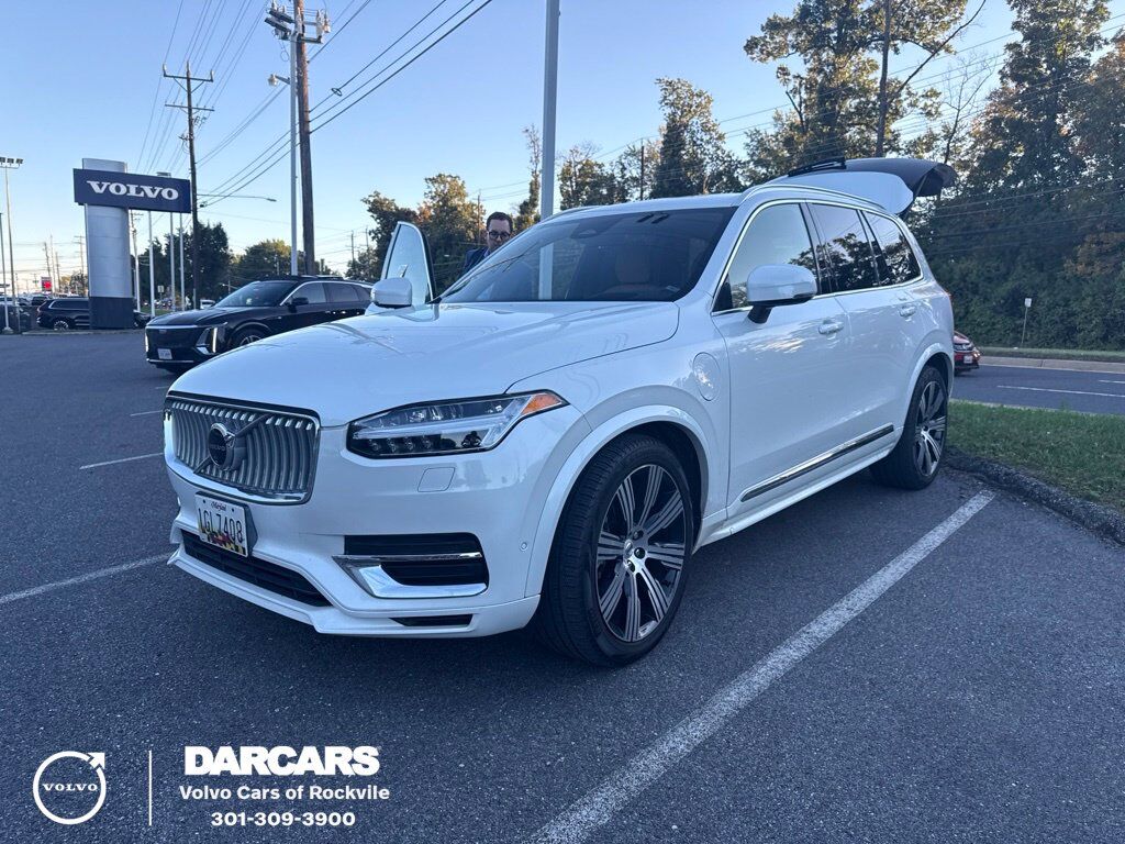 2025 VOLVO XC90