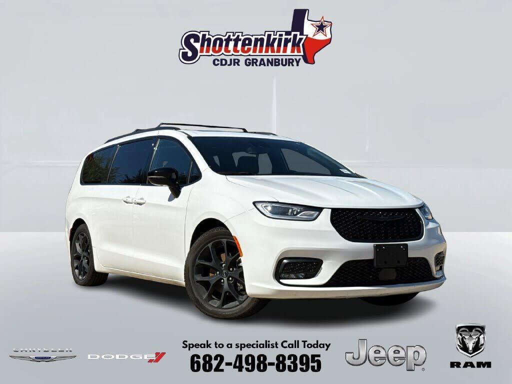 2025 CHRYSLER Pacifica