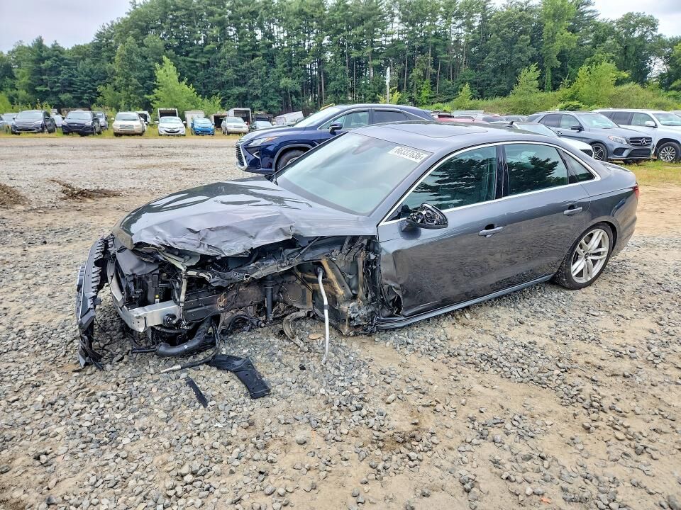 2022 AUDI A4