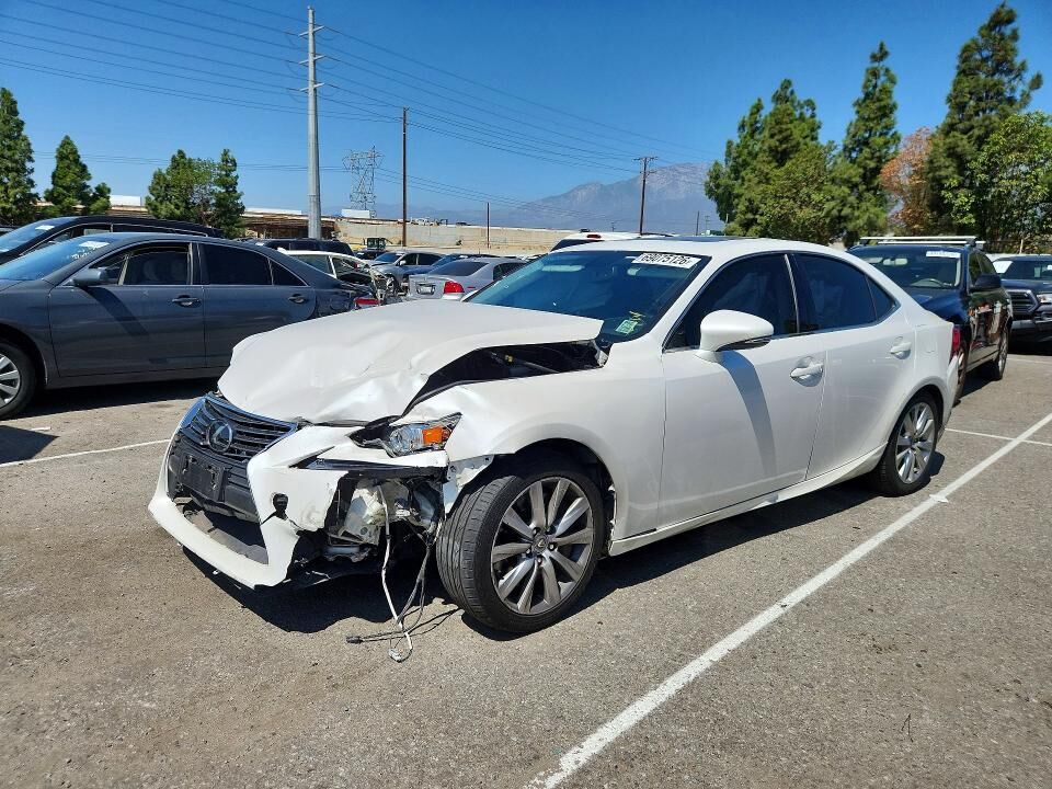 2016 LEXUS IS