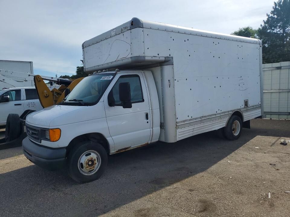 2006 FORD E-450