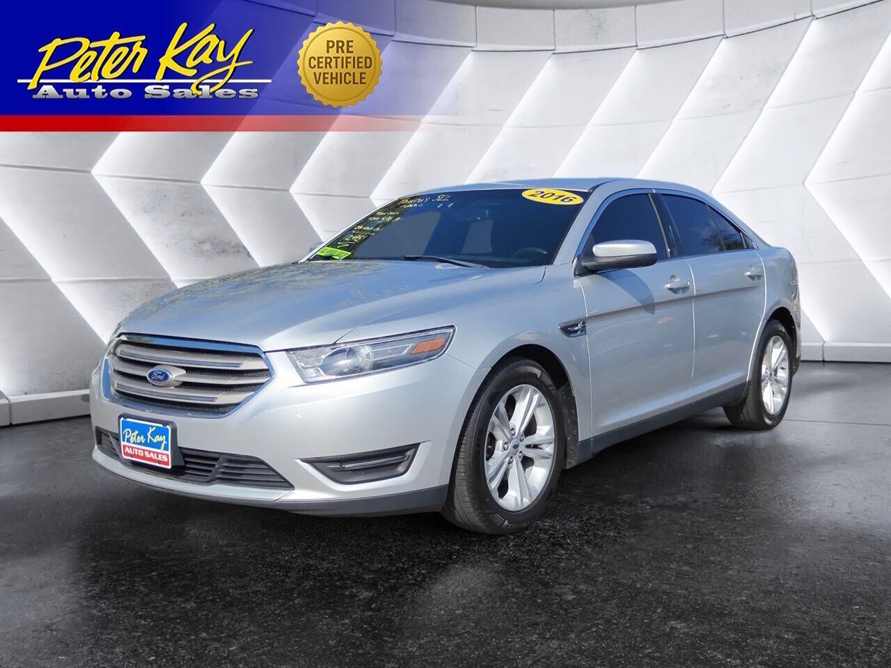 2016 FORD Taurus