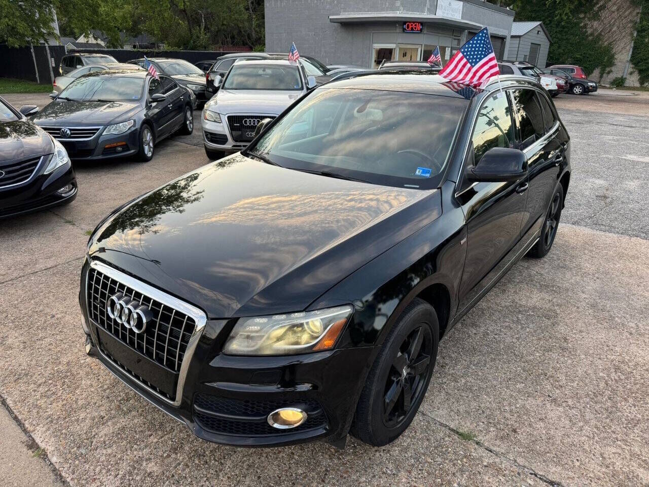 2011 AUDI Q5