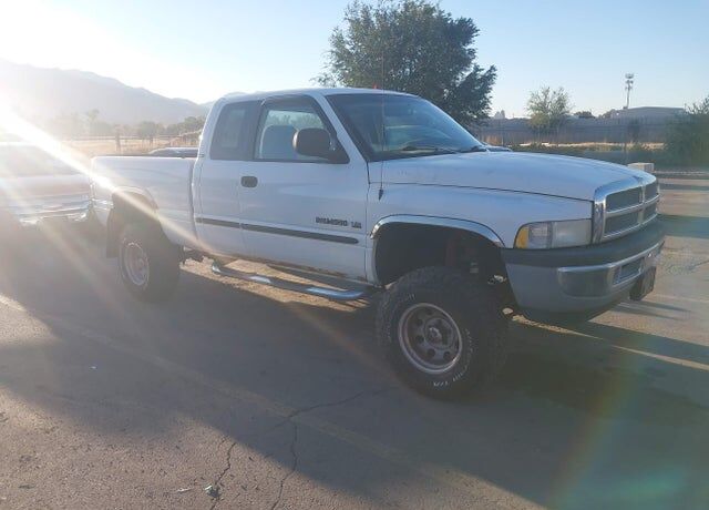 2000 DODGE Ram