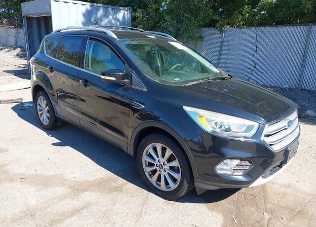 2017 FORD Escape