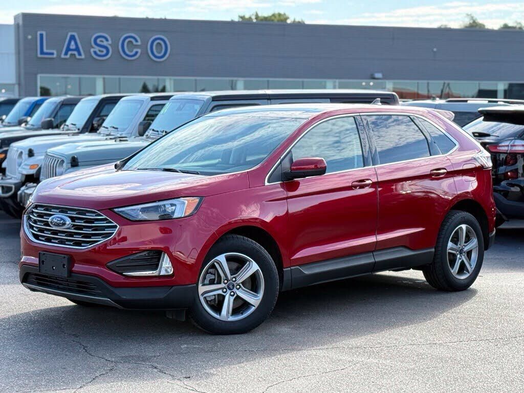 2022 FORD Edge