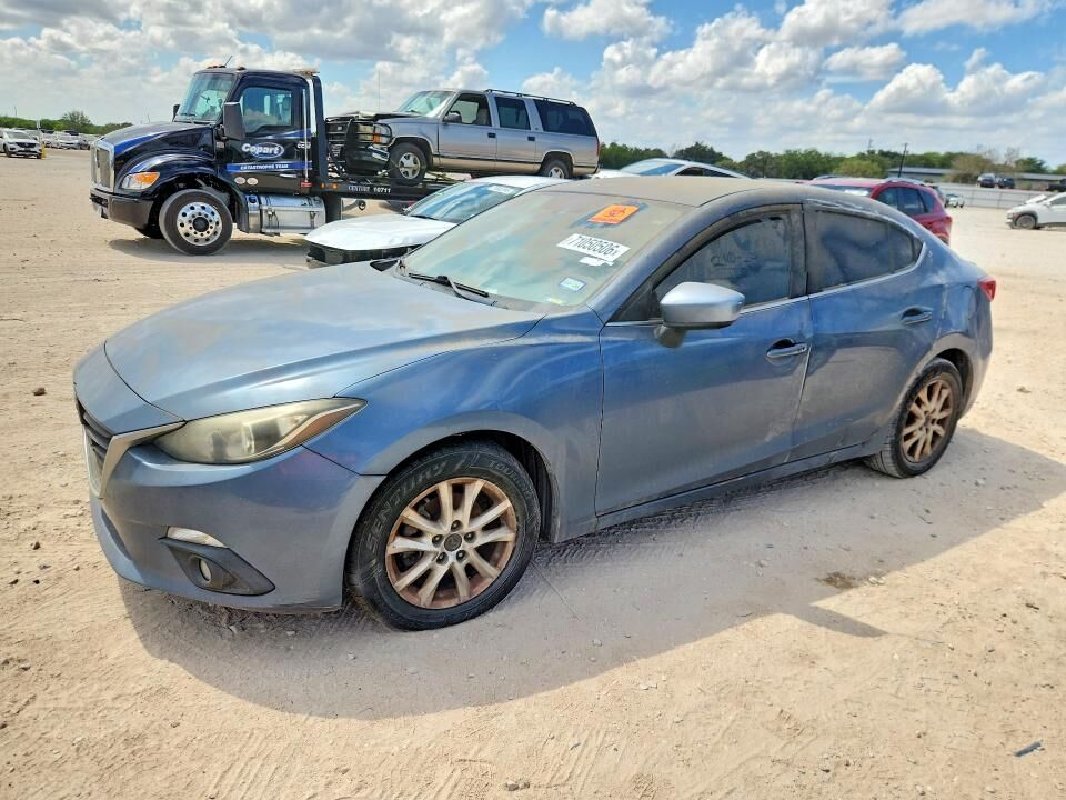 2015 MAZDA Mazda3