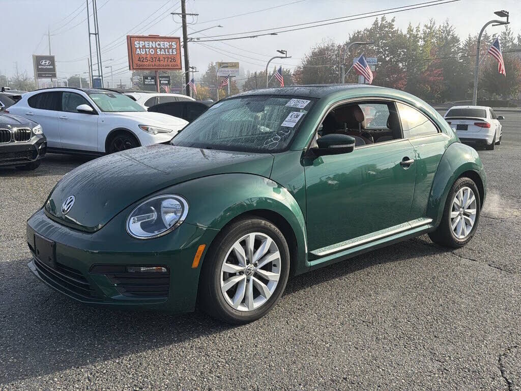 2017 VOLKSWAGEN Beetle