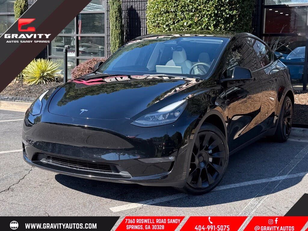 2023 TESLA Model Y