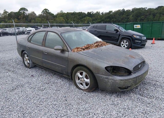 2004 FORD Taurus