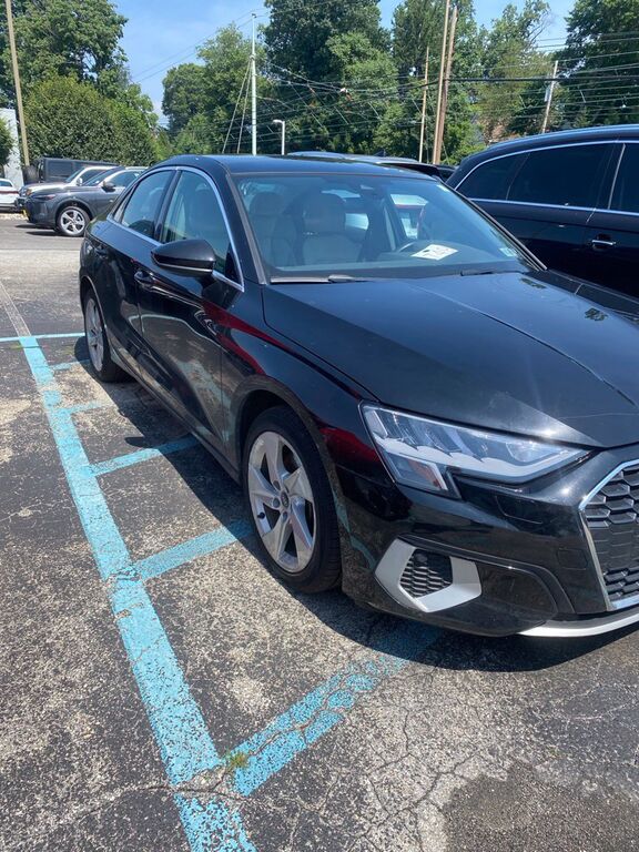 2022 AUDI A3