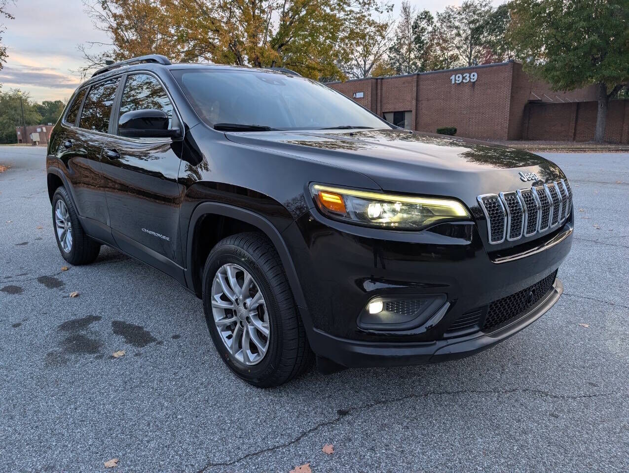 2022 JEEP Cherokee