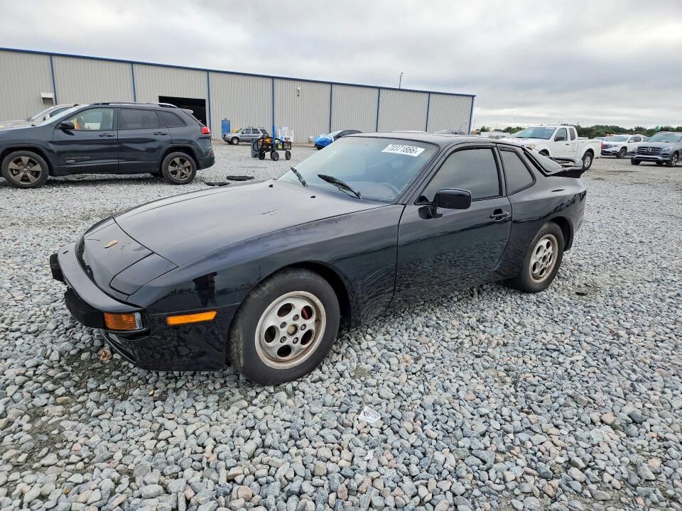 1987 PORSCHE 944
