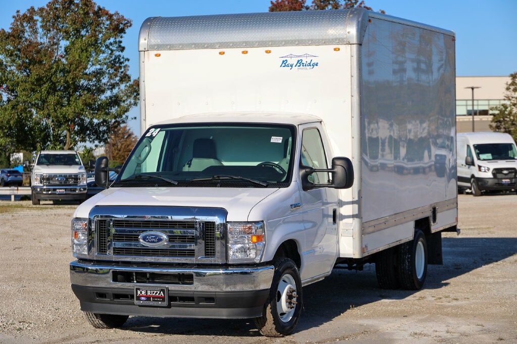 2024 FORD E-350