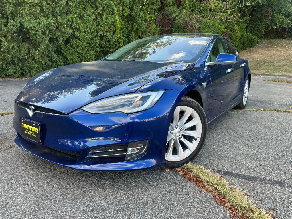 2018 TESLA Model S