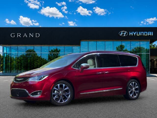 2017 CHRYSLER Pacifica