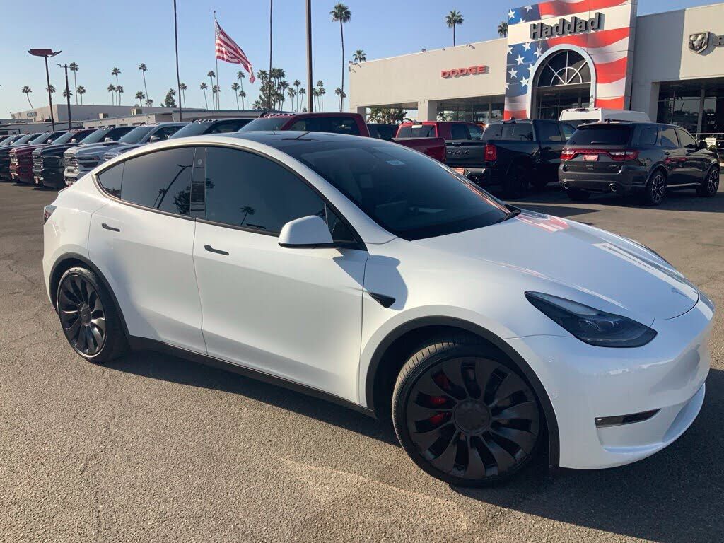 2022 TESLA Model Y