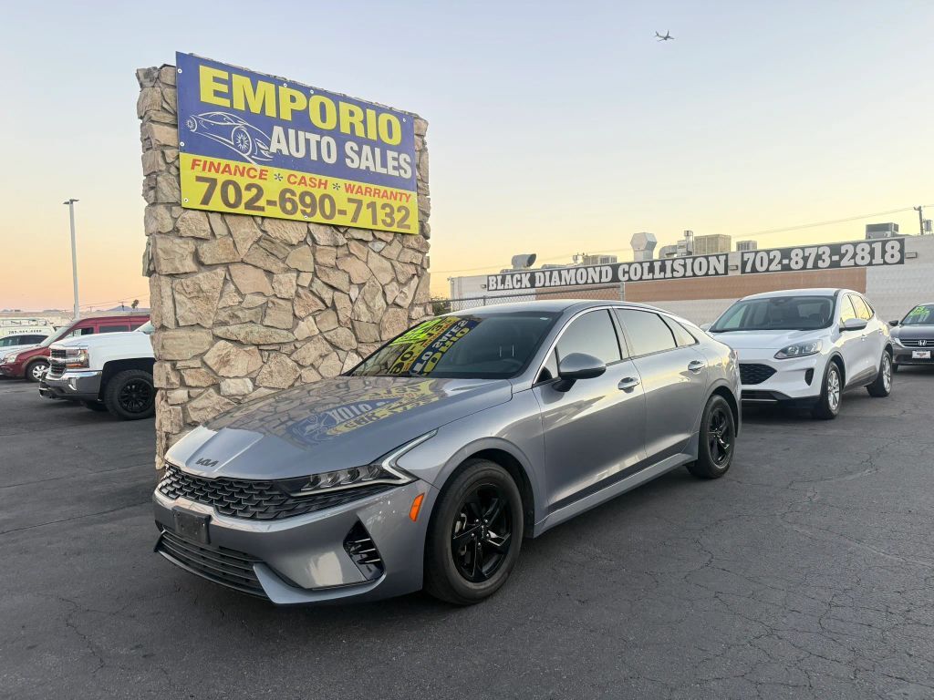 2022 KIA K5
