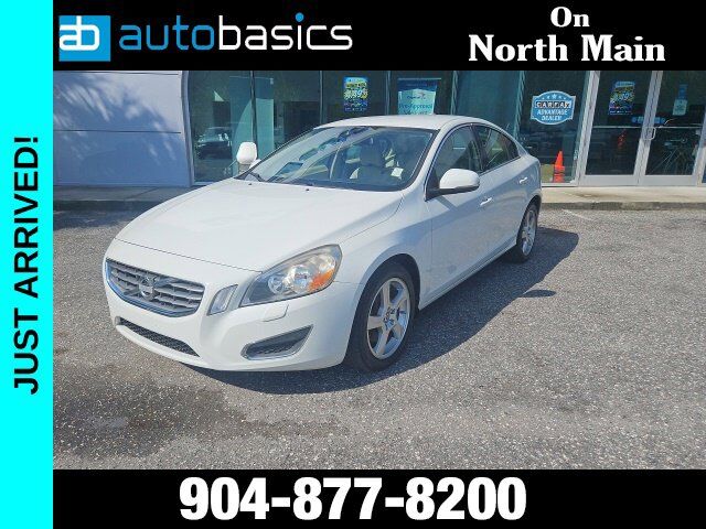2013 VOLVO S60