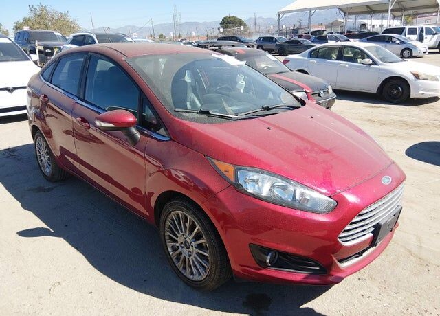 2015 FORD Fiesta