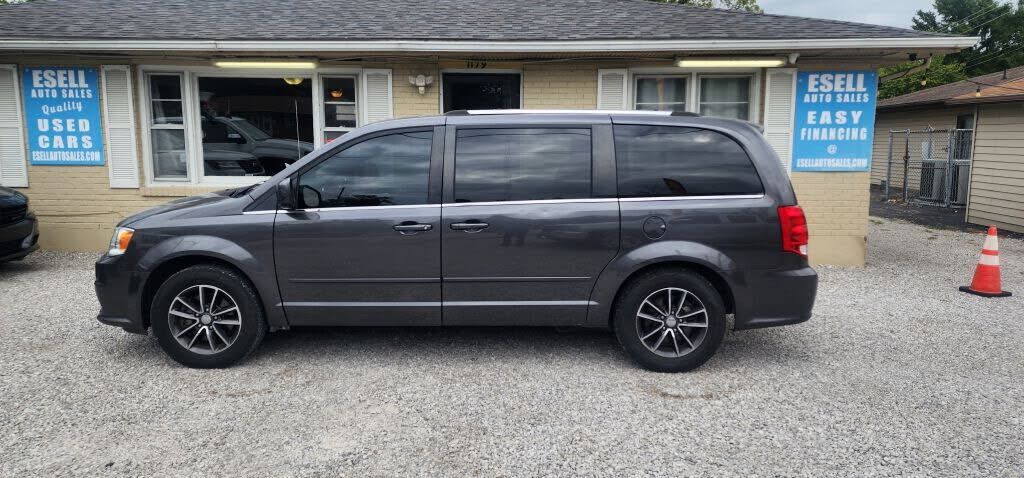 2017 DODGE Grand Caravan