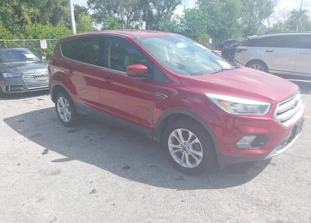 2017 FORD Escape