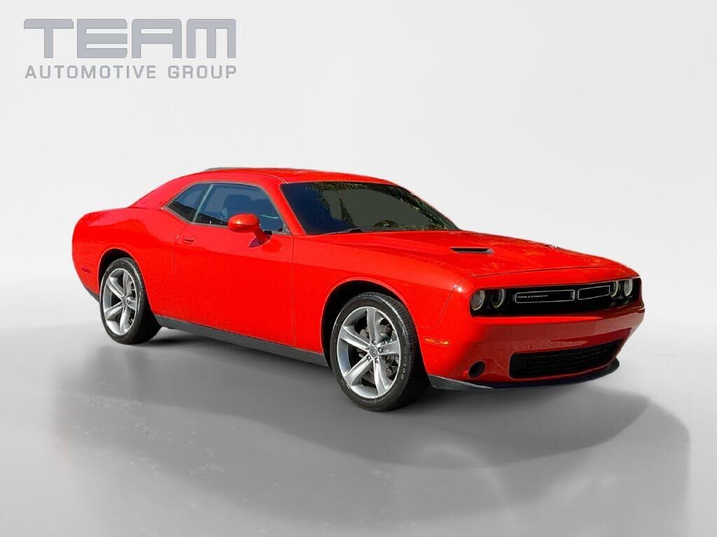 2016 DODGE Challenger