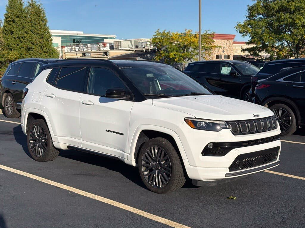 2022 JEEP Compass