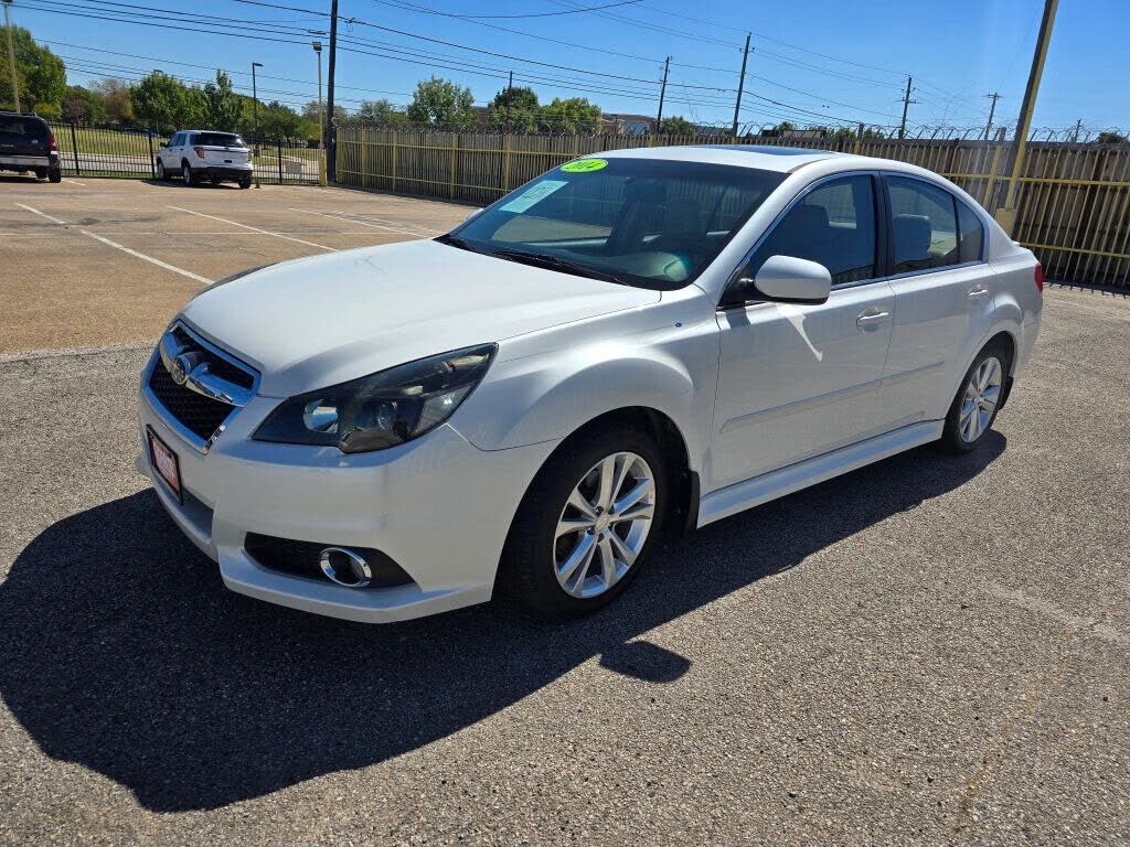 2014 SUBARU Legacy