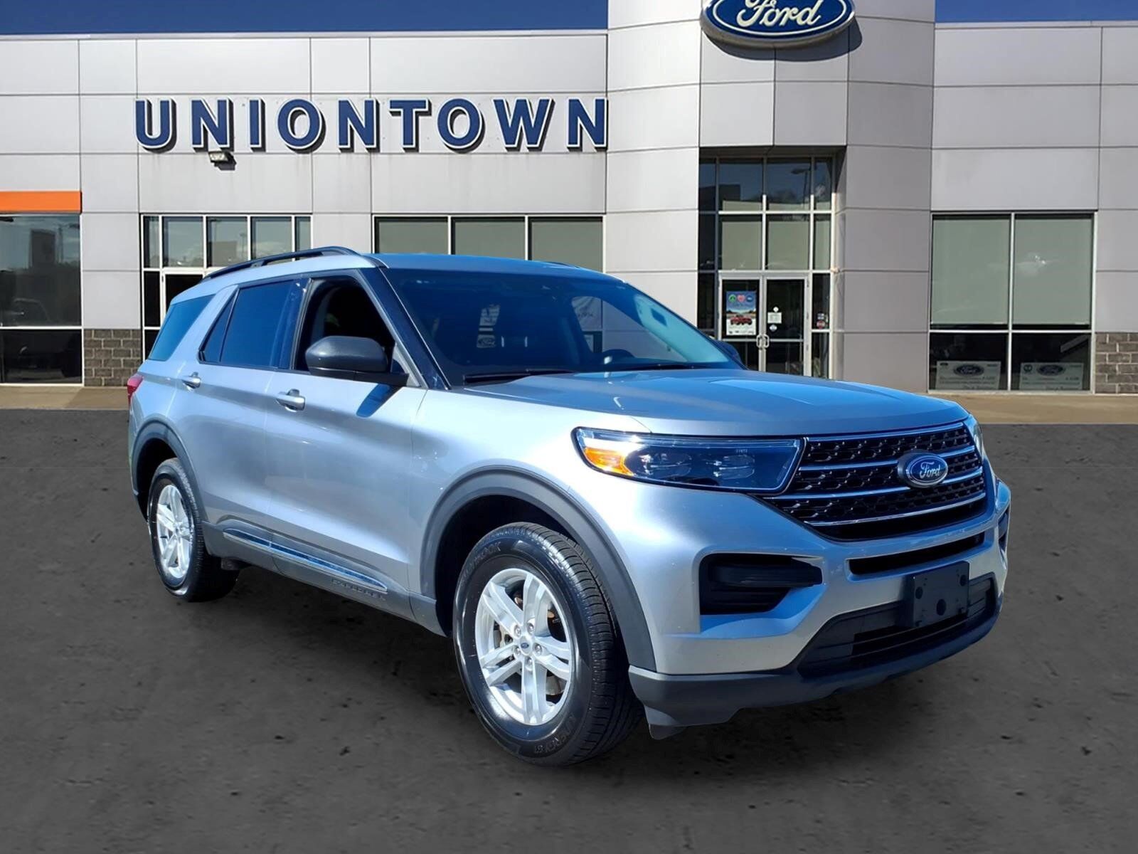 2023 FORD Explorer