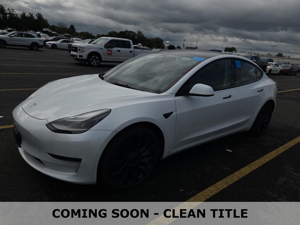 2023 TESLA Model 3