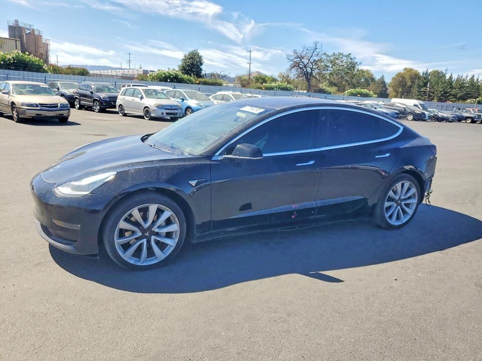 2020 TESLA Model 3