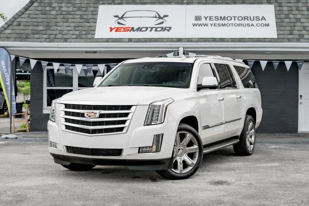 2018 CADILLAC Escalade ESV