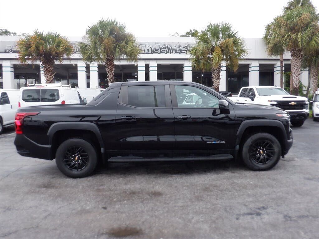 2024 CHEVROLET Silverado EV
