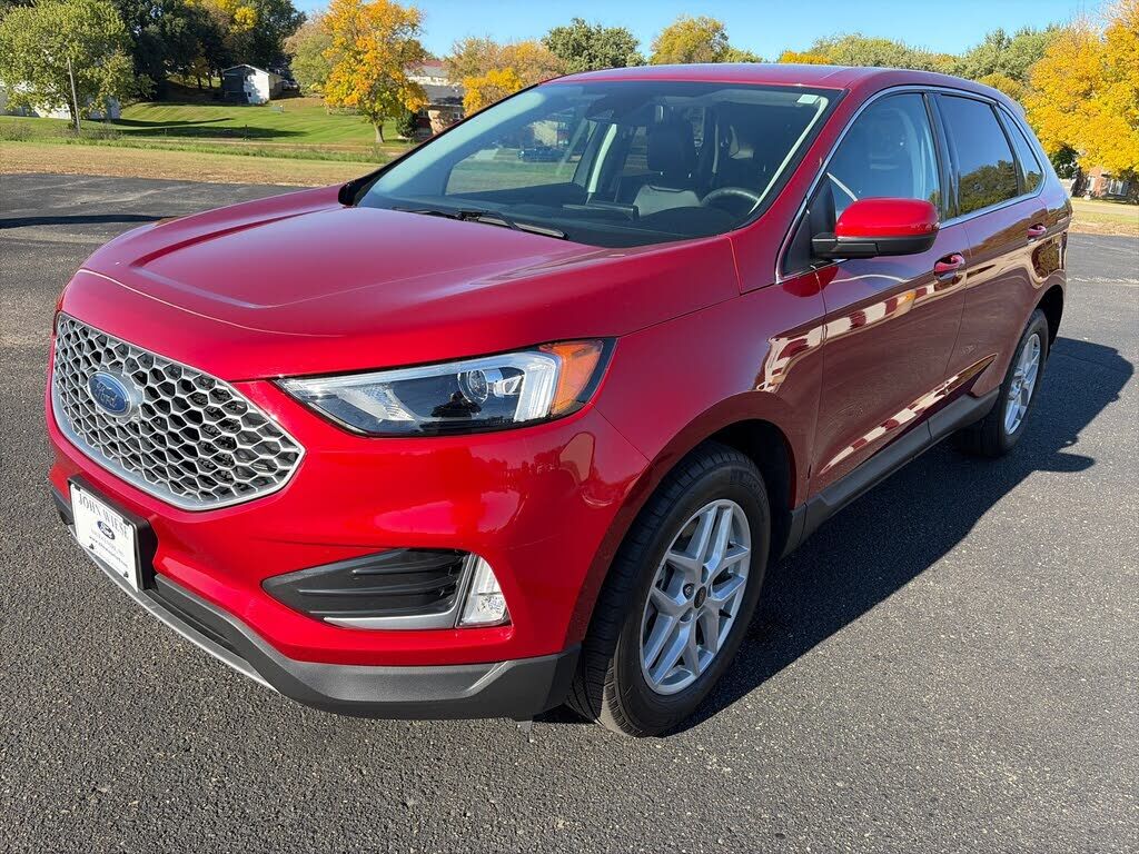 2024 FORD Edge