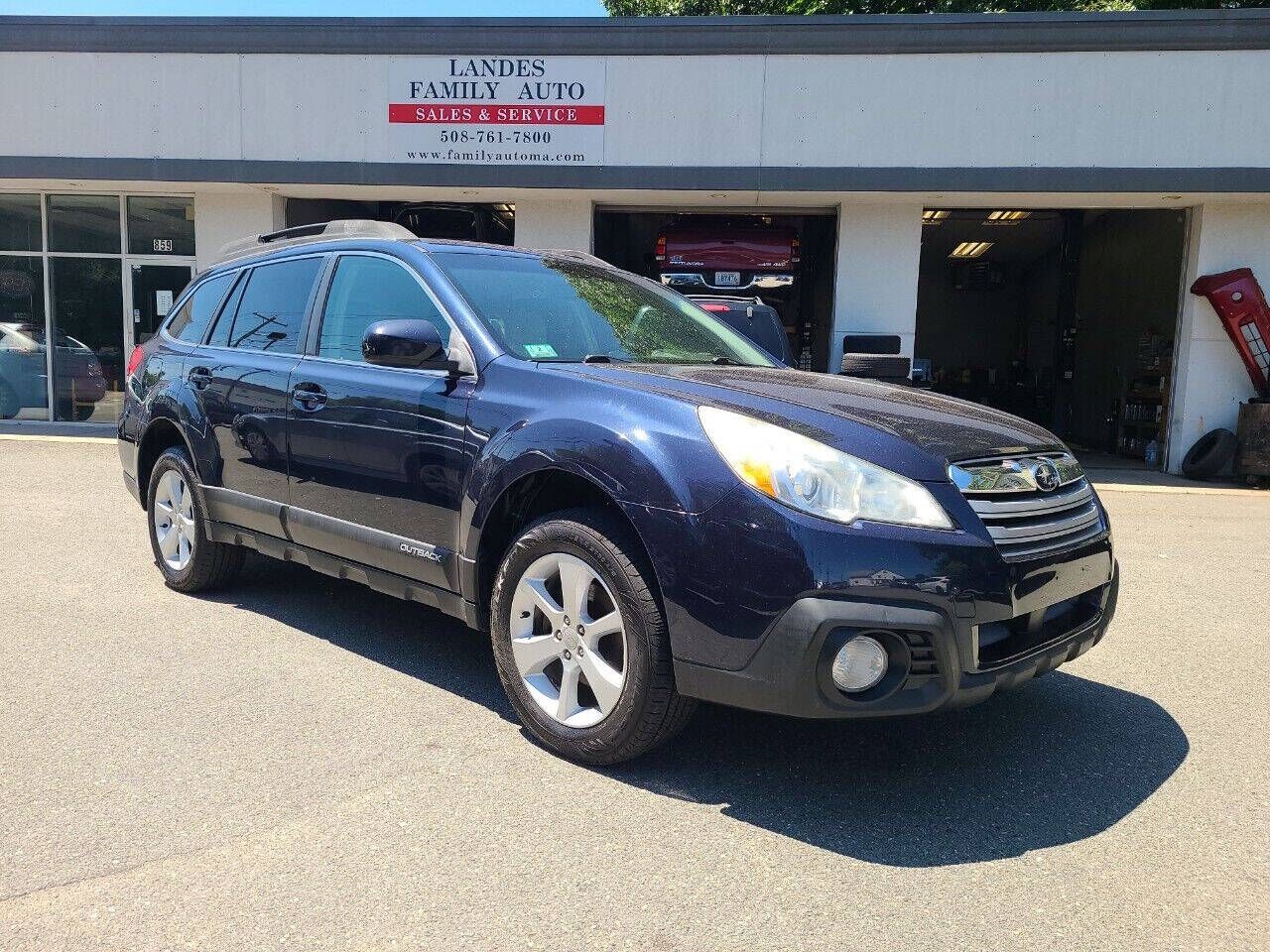 2013 SUBARU Outback